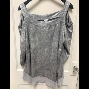 New with tags, Silver, cold-shoulder, top. Avenue size 26/28.